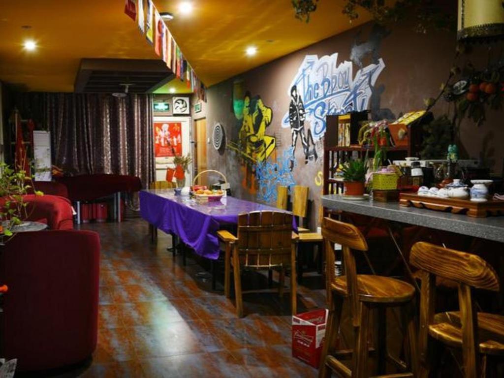 Xian Facebook Youth Hostel Buitenkant foto