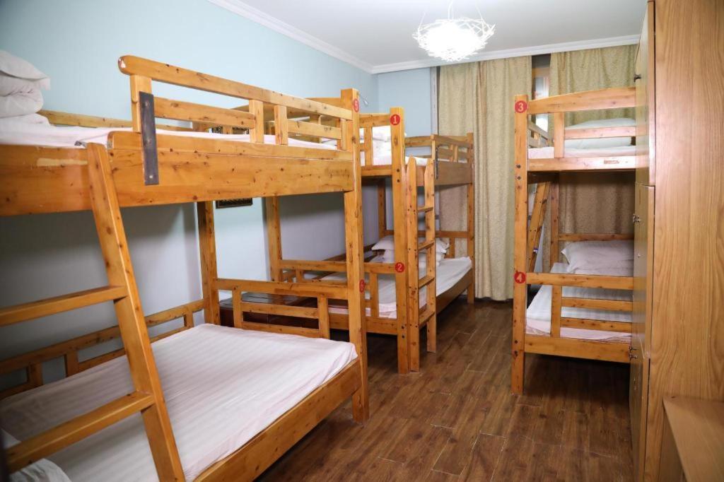 Xian Facebook Youth Hostel Buitenkant foto