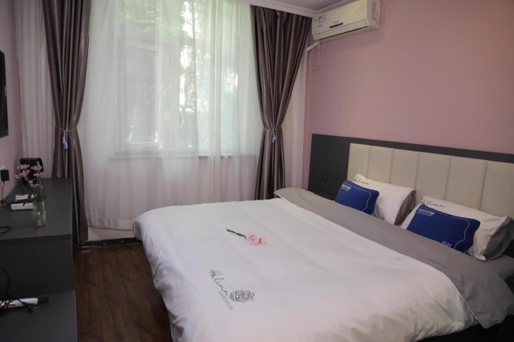 Xian Facebook Youth Hostel Buitenkant foto